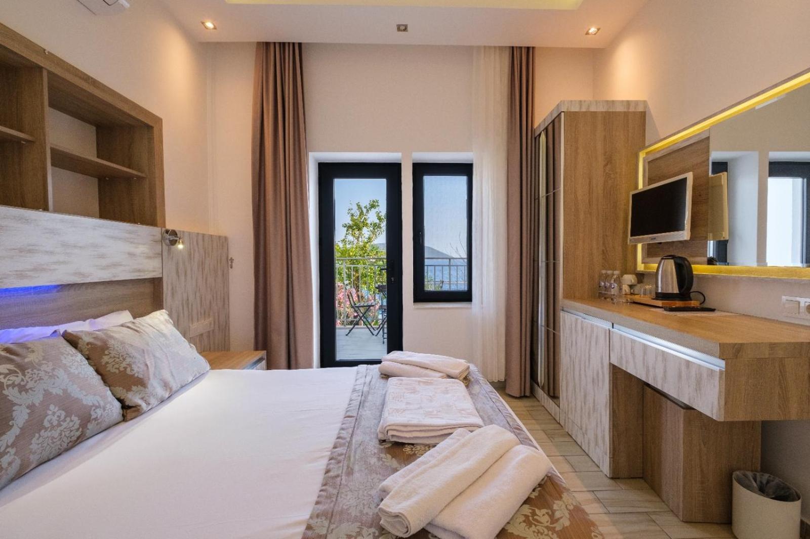 Sardunya Andifli Otel Kaş Buitenkant foto